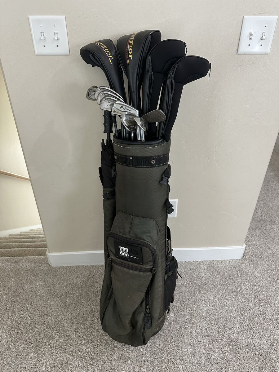 Assortment of golf clubs and golf bag!