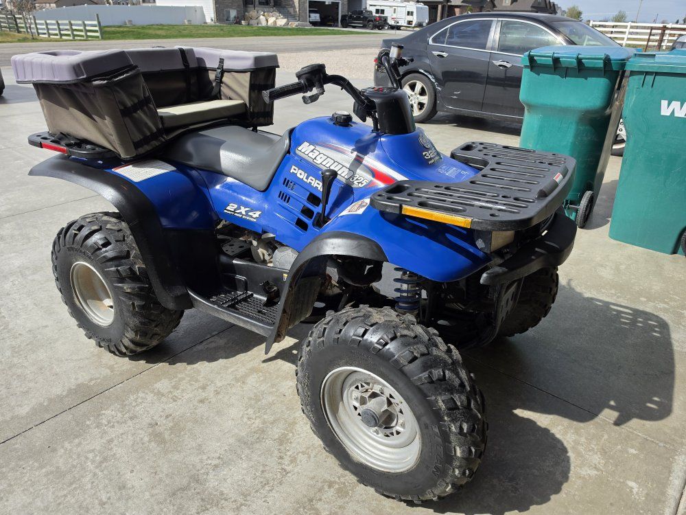 2000 polaris Magnum 325 4wheeler 2x4