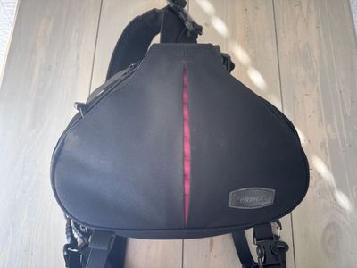 Caden sling camera pack