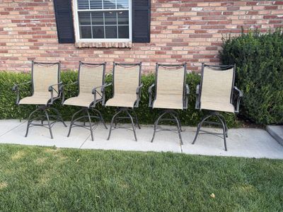 Set of 5 Patio Bar Stools - Swivel Wrought Iron & Fabric - Outdoor Furniture
