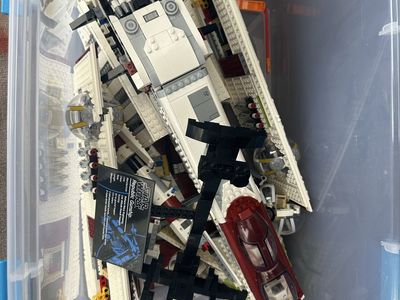 LEGO Star Wars UCS Republic Gunship (75309-1)