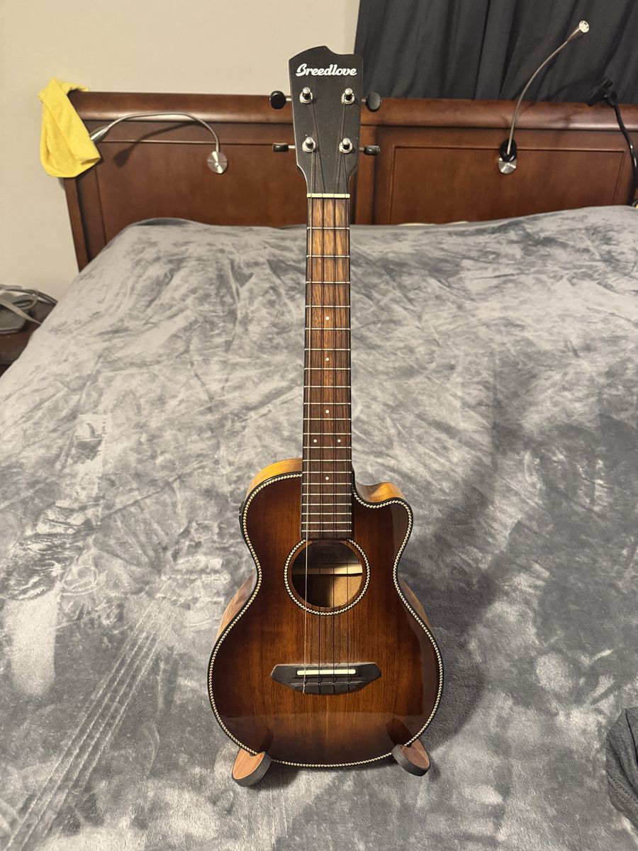 Breedlove Tenor Ukulele