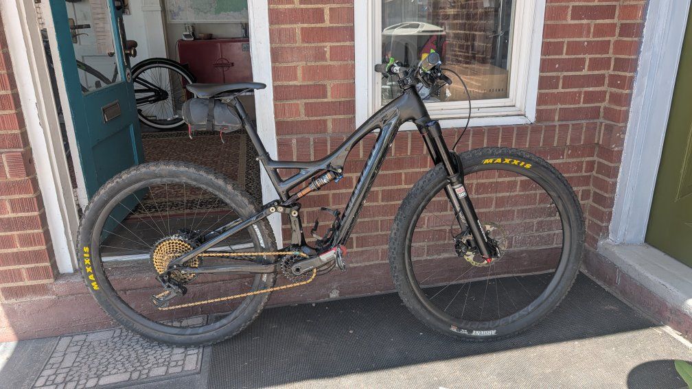 Specialized StumpJumper Expert Evo Carbon (M)