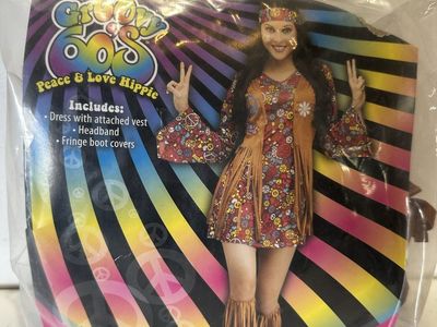 Fun World Peace & Love Hippie 1960's Groovy Woodstock Halloween Costume