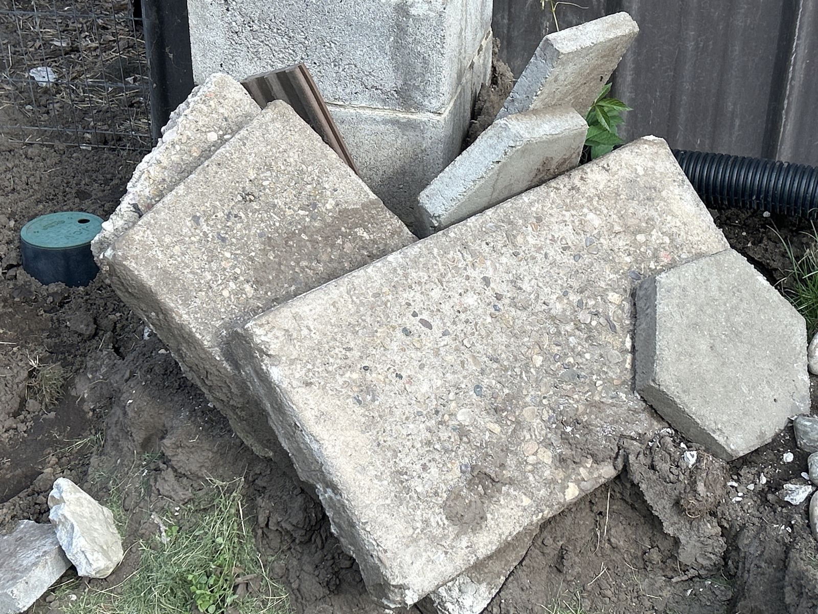 Concrete Pieces
