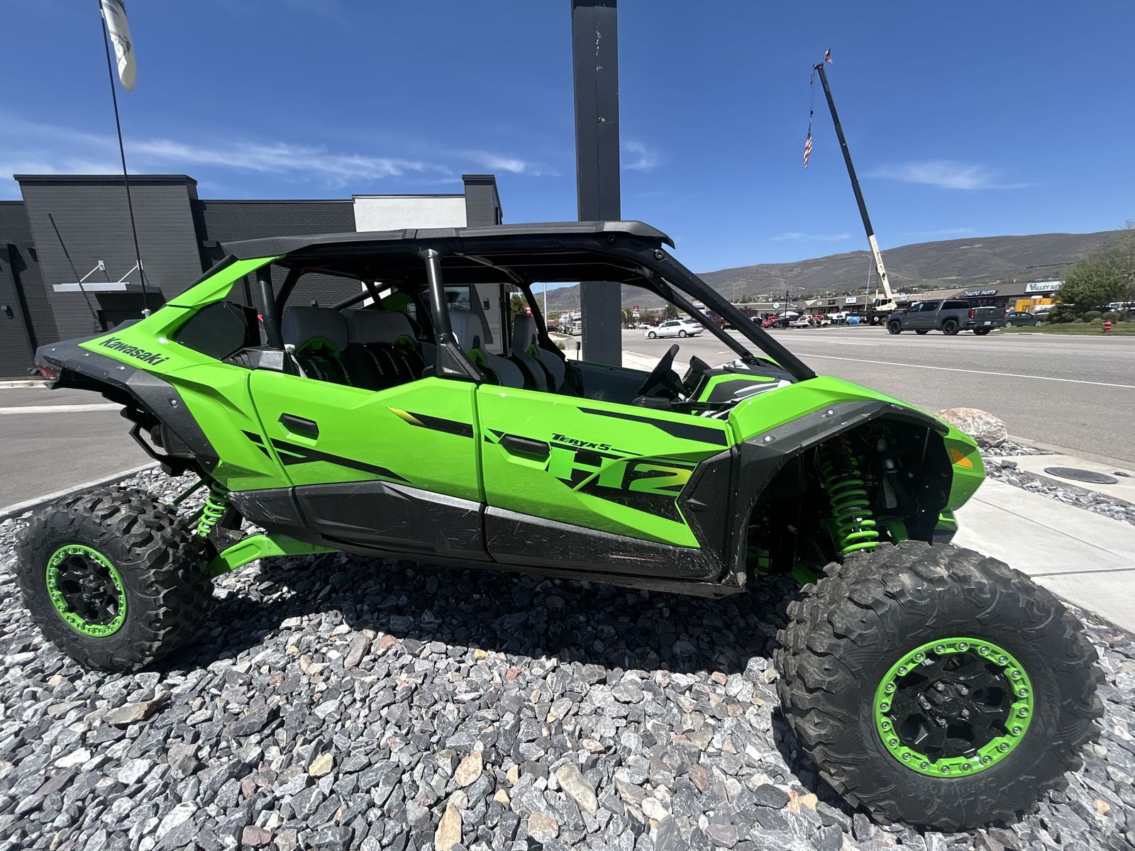 2026 KAWASAKI Teryx®4 H2 Deluxe eS - W00192-ACCY