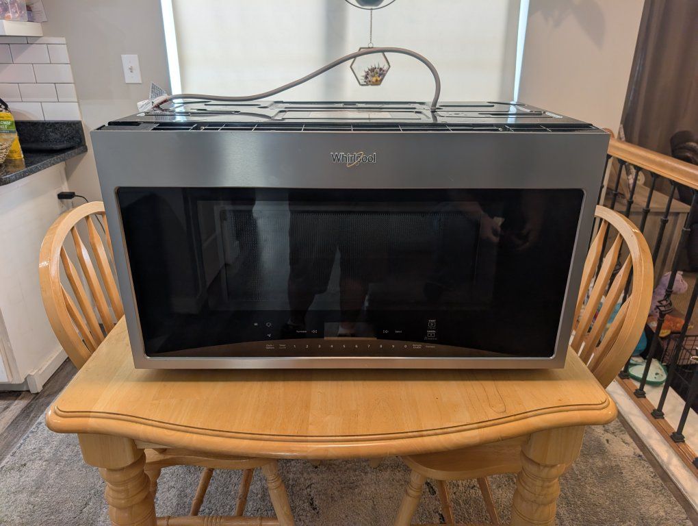 Whirlpool Over-The-Range Microwave Stainless Steel with Accessories