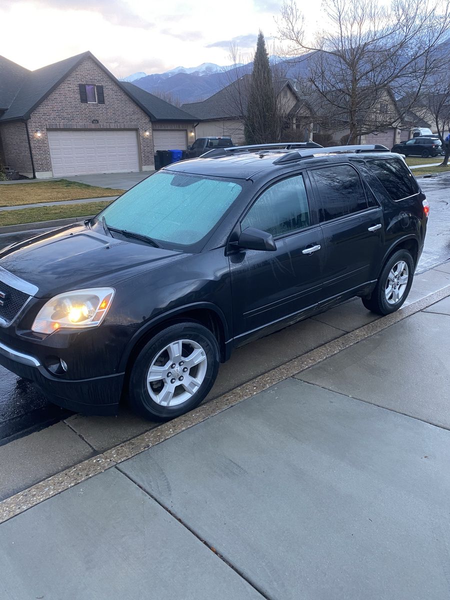 2011 GMC ACADIA