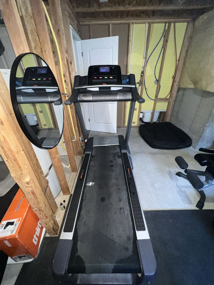 Free treadmill