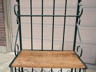Baker’s Rack