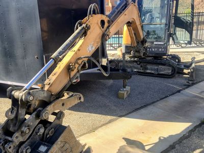 Moab , Case CX37 mini x excavator