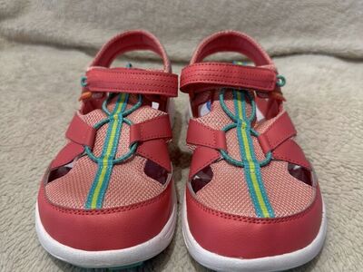 Columbia Women’s Size 7, Peach Hiking Sandals