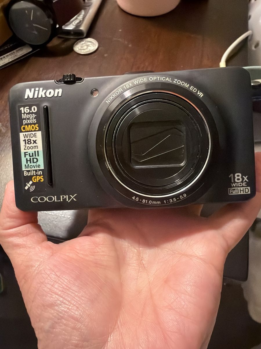 Nikon Coolpix S9300 Digital Camera Black 16.0 MP 18x Optical Zoom Built-in GPS.
