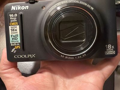 Nikon Coolpix S9300 Digital Camera Black 16.0 MP 18x Optical Zoom Built-in GPS.