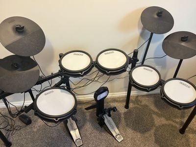 Lightly Used Titan 50 B-EX drum set