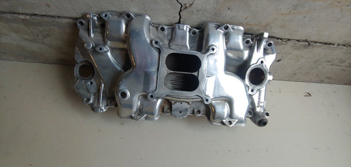 Big Block Chevy  Manifold