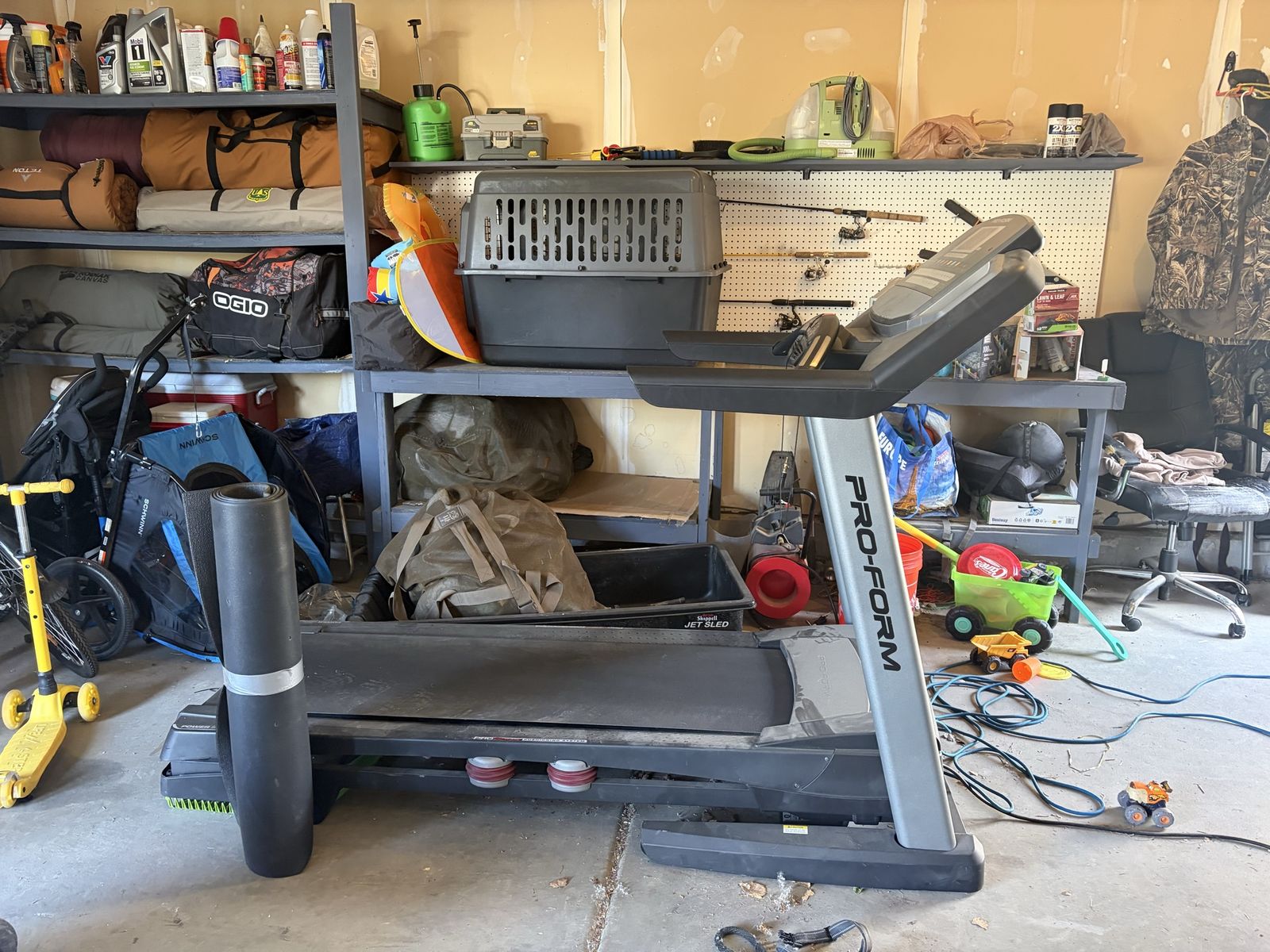 Pro-Form Performance 400 Treadmill - Lightly Used, Great Condition