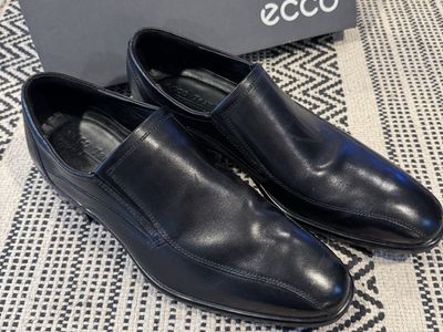 Men's ECCO Citytray Black Leather Slip on Shoes, US size 10-10.5