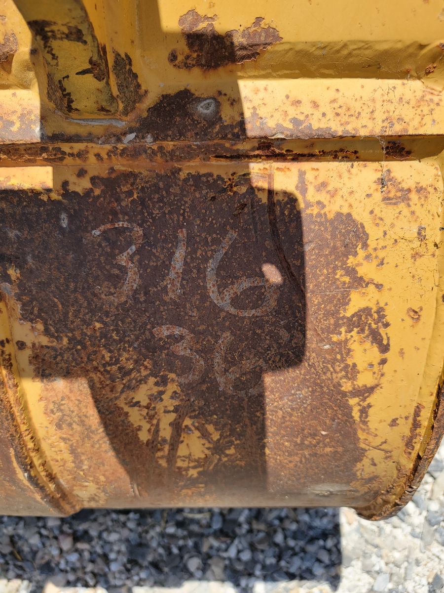 Main image 7