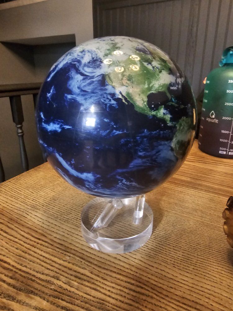Spinning Mova Globe 8.5