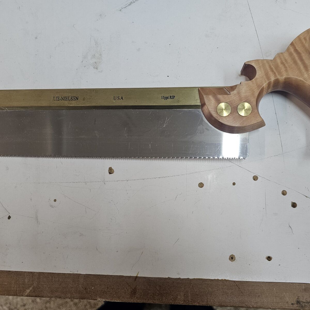 LIE-NIELSEN DOVETAIL SAW (LIKE NEW)