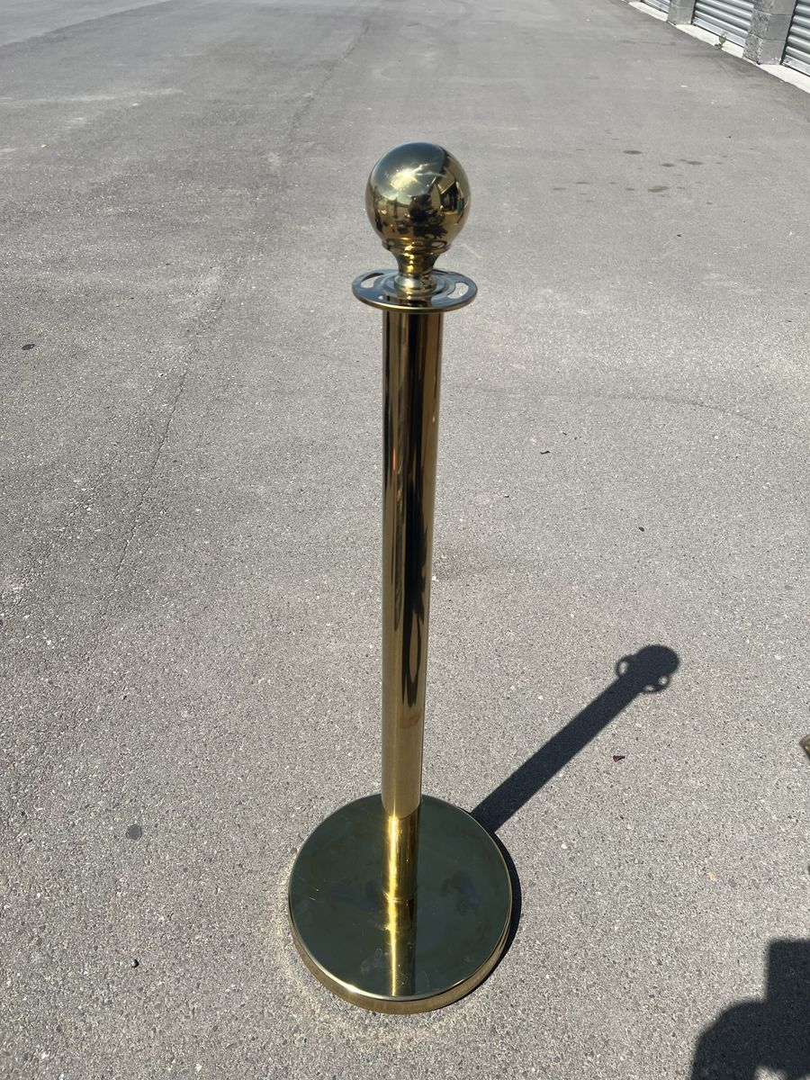 8-Polished gold ball top stanchion post