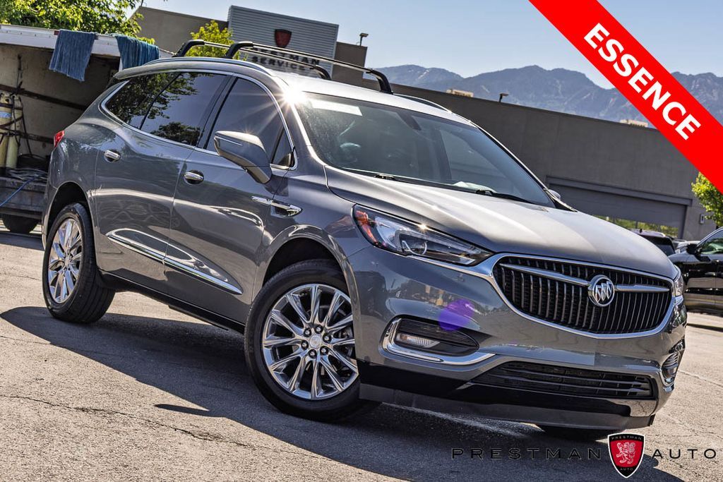 2020 Buick Enclave Essence