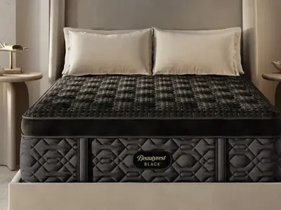 MOVING SALE!! King Size Beautyrest Black Luxury Mattress - Barely Used! Premium Comfort & Cooling
