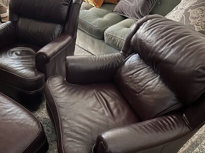 Sam Moore Leather Club Chairs (Pair) with Ottoman – High Quality, Very Comfortable