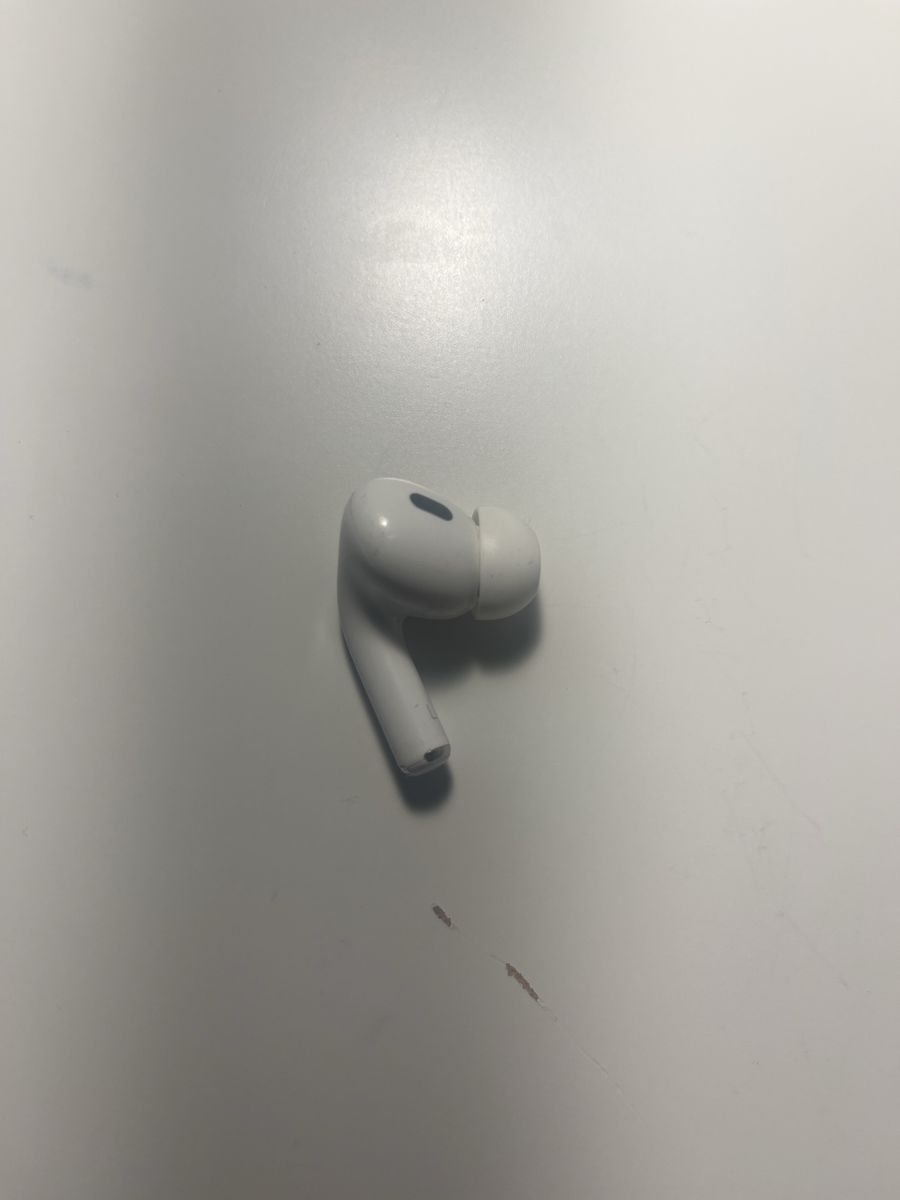 2nd Gen AirPod Pro - LEFT EARBUD ONLY
