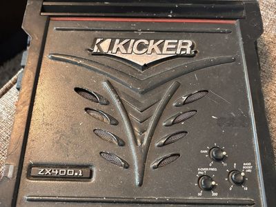 Kicker zx400.1 car stereo amplifier