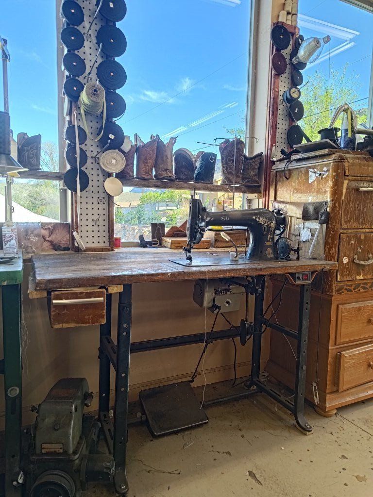 Singer 31-15 sewing machine