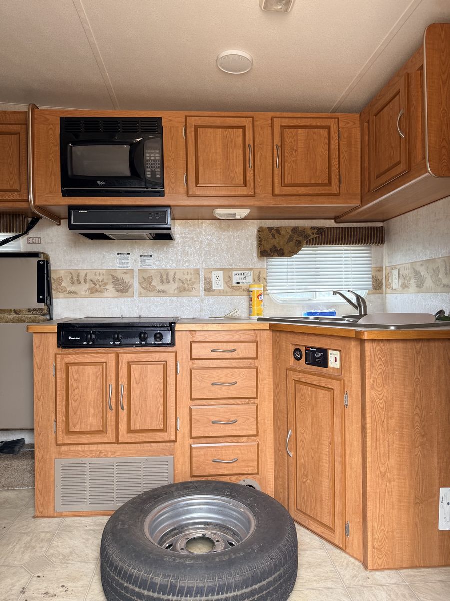 Main image 7