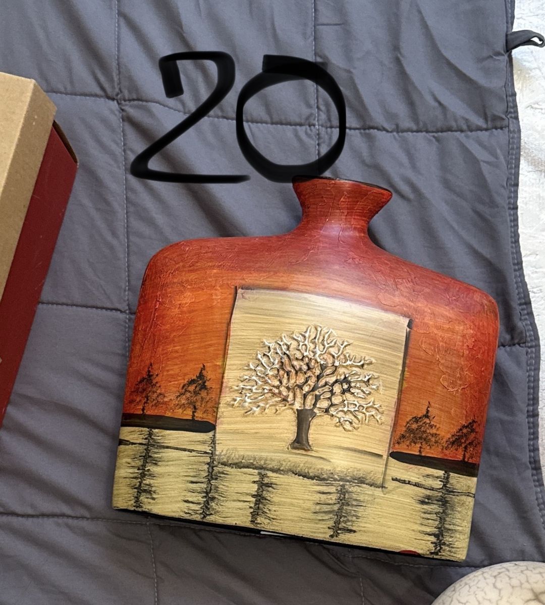Main image 4