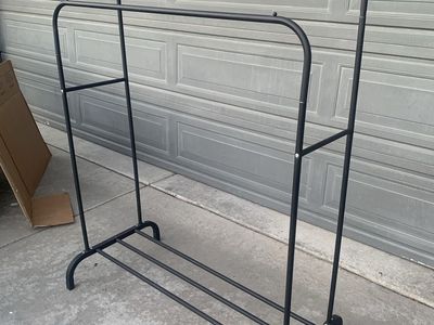 Clothing rack