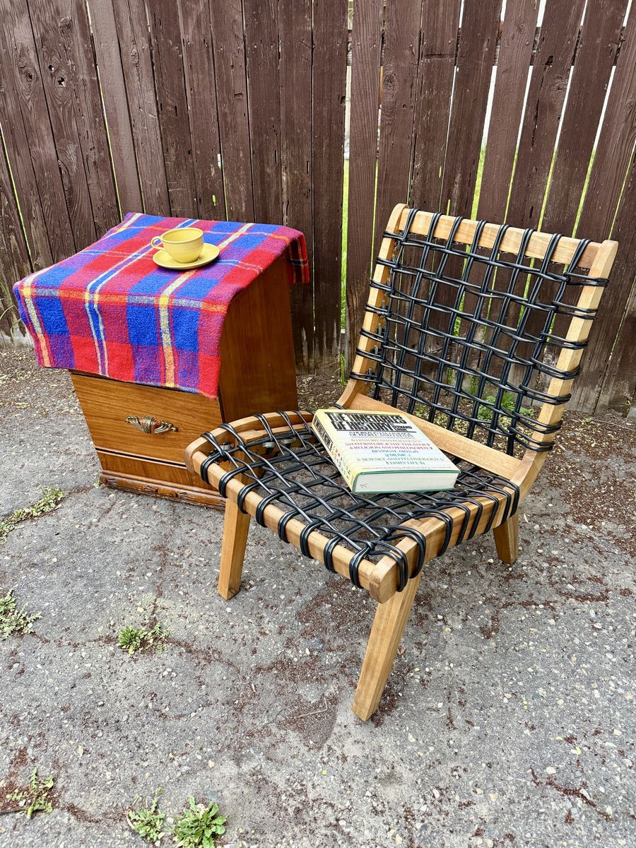 Audio cable luxe lounge chair, handmade