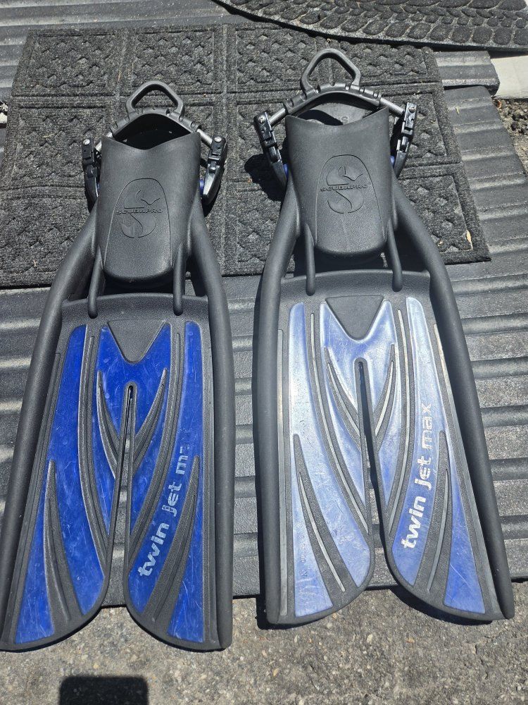 Scubapro Twin Jet Max Split Fins, Blue, Used Scuba Diving Fins