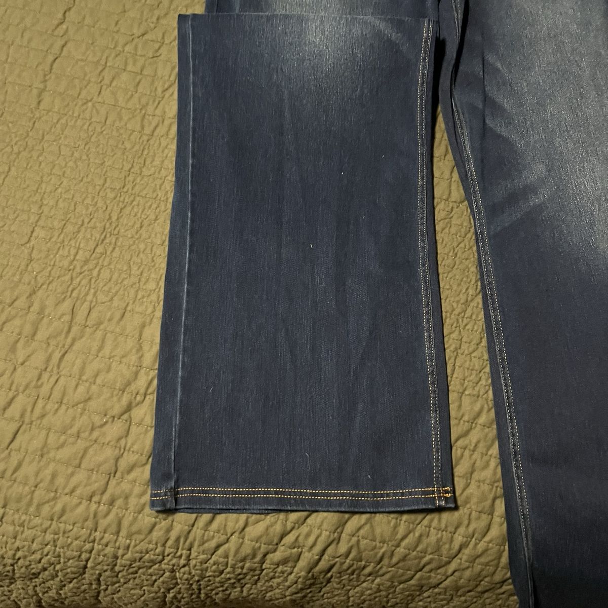 Main image 4