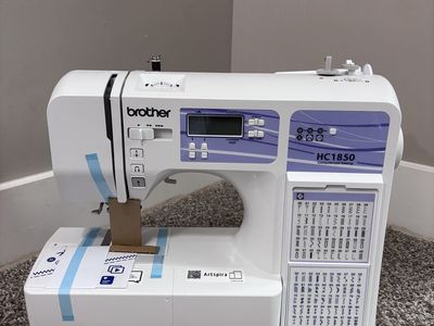 Brother HC1850 Sewing and Quilting Machine with 185 Stitches