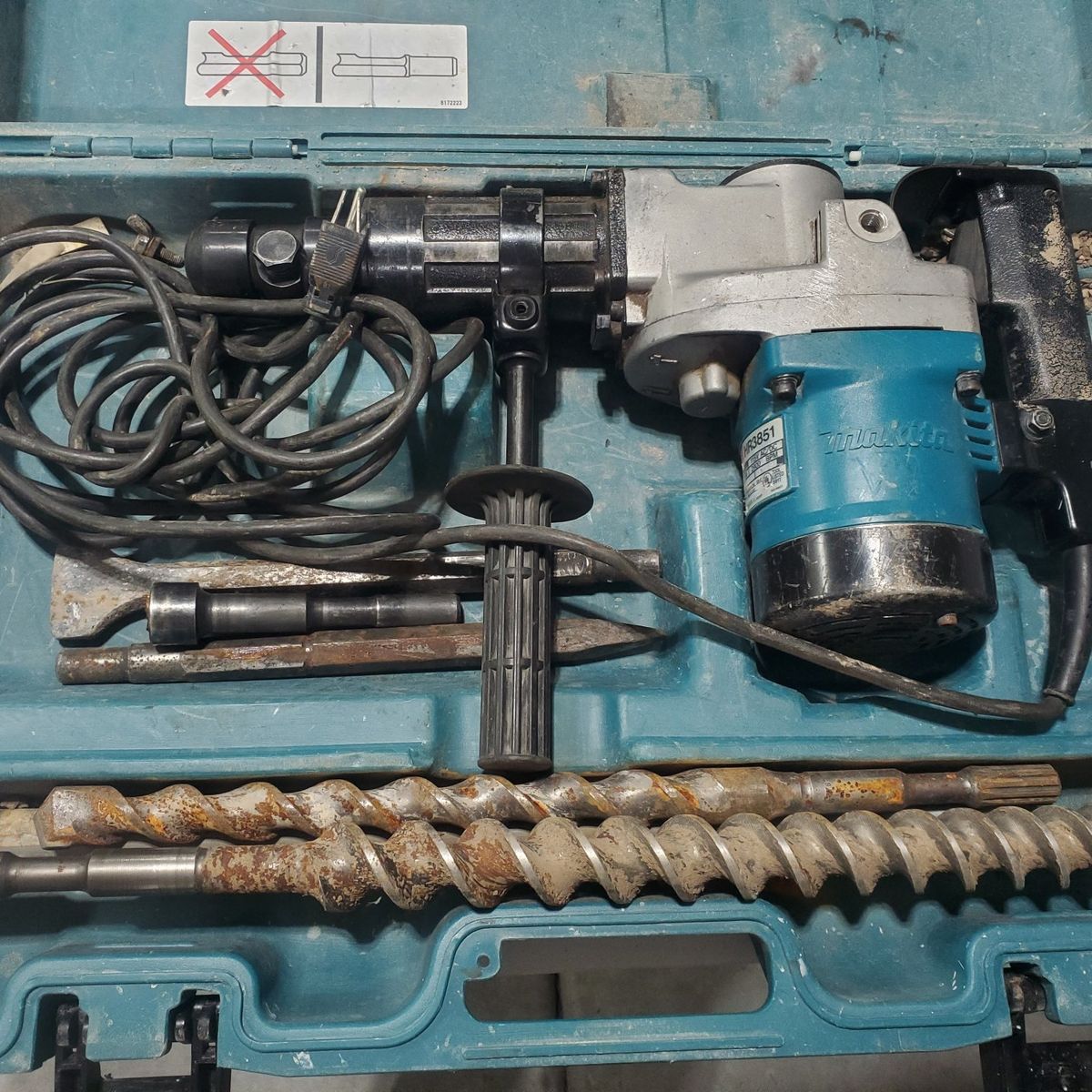 Makita HR3851 Rotary Hammer Drill w/ Case & Bits –