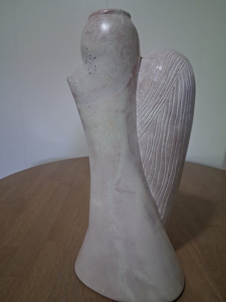 Main image 2