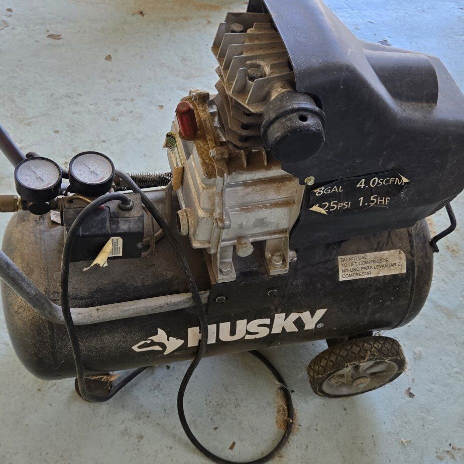 Husky Compressor