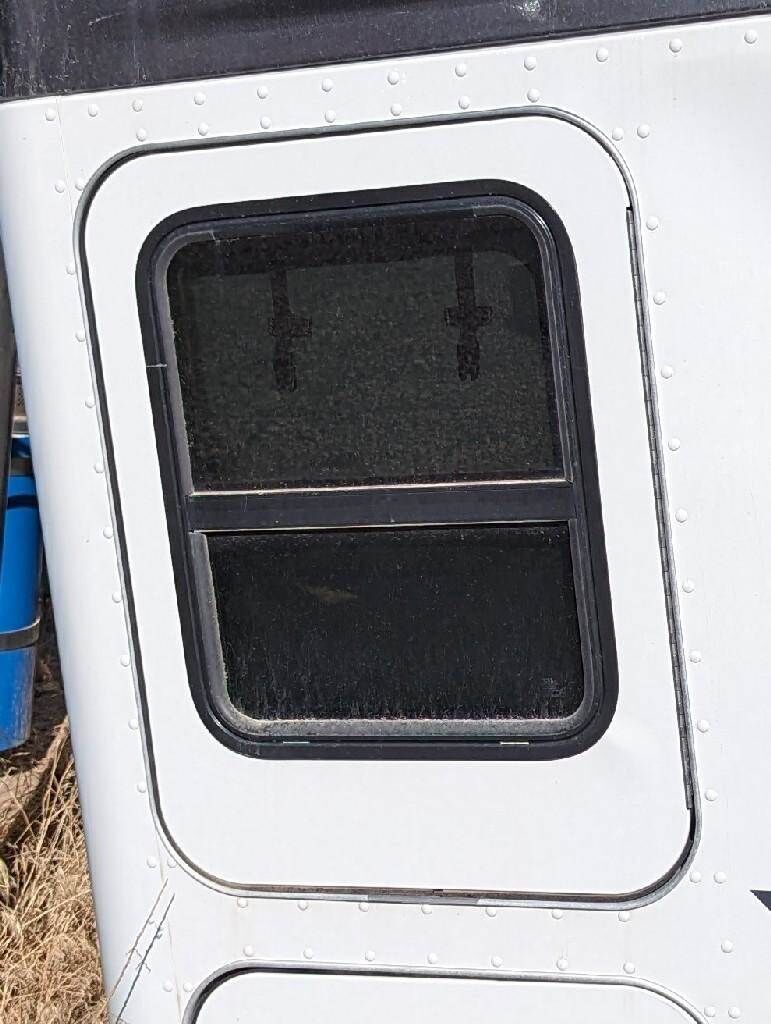 Kenworth T680 Right Rear Door Assembly