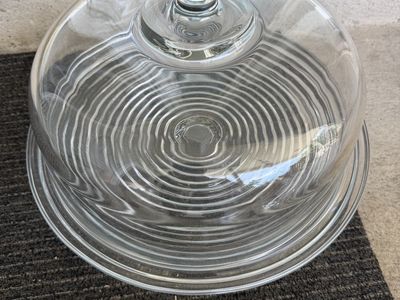 Clear Glass Cake Stand with Domed Lid - 14 Inch