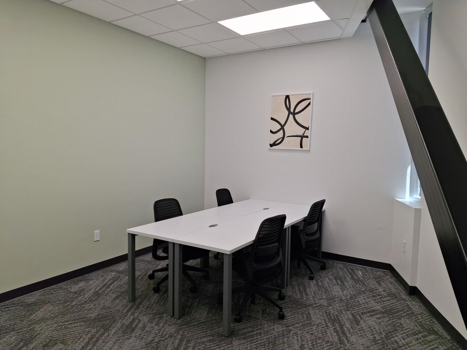 ️ Summer Special: Professional Office Space for Your Entire Team