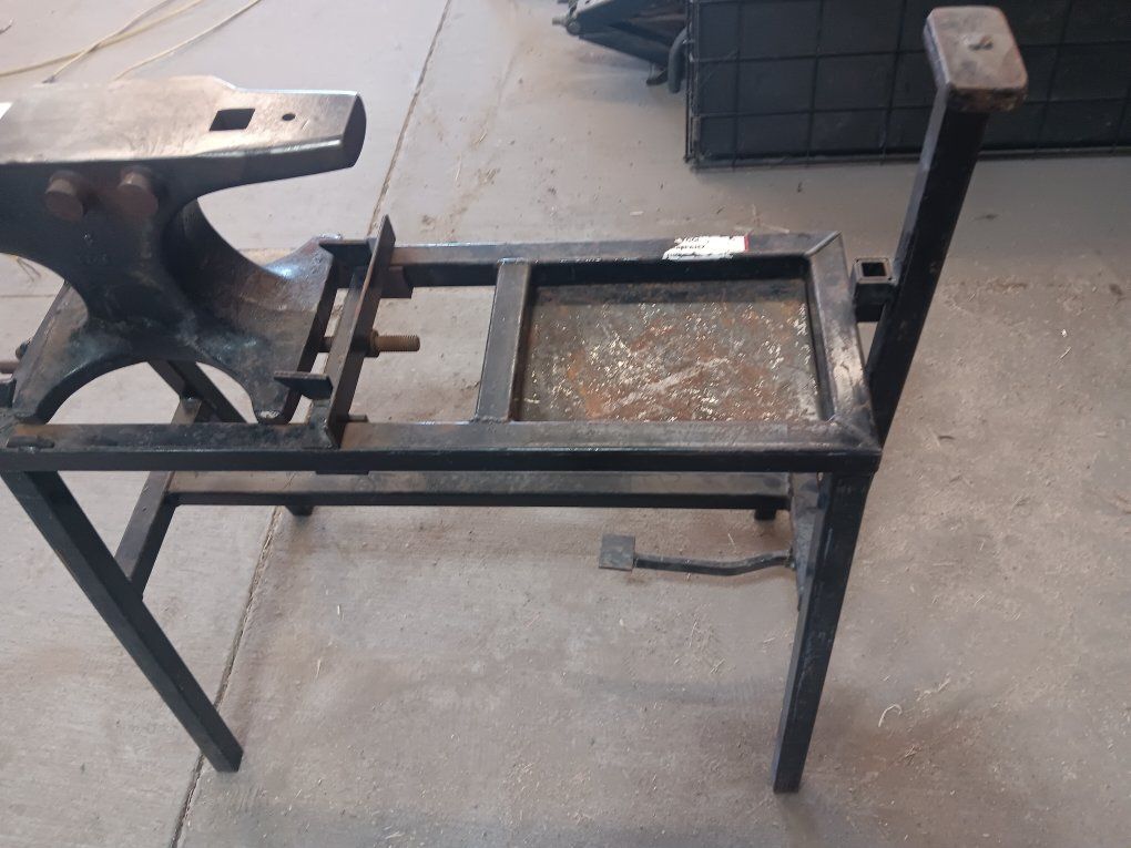 Main image 4