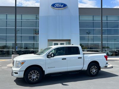 2024 Nissan Titan SV