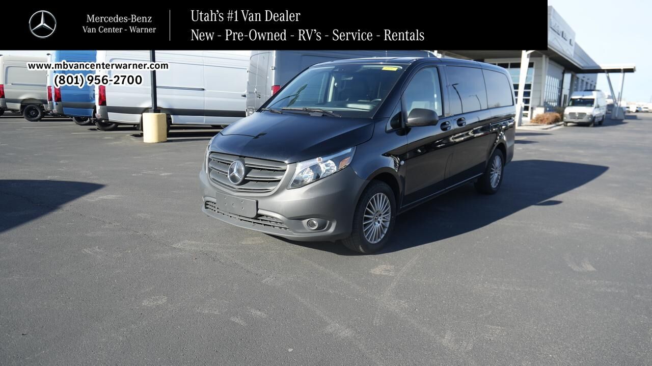 2023 Mercedes-Benz Metris Passenger