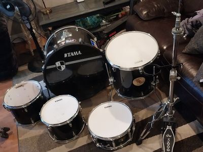 Tama Imperialstar Black 5 Piece Drum Set No Cybols