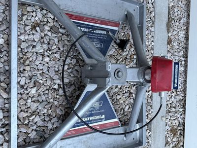 Andersen Hitches Ultimate 5th Wheel Connection Hitch and stabilizer